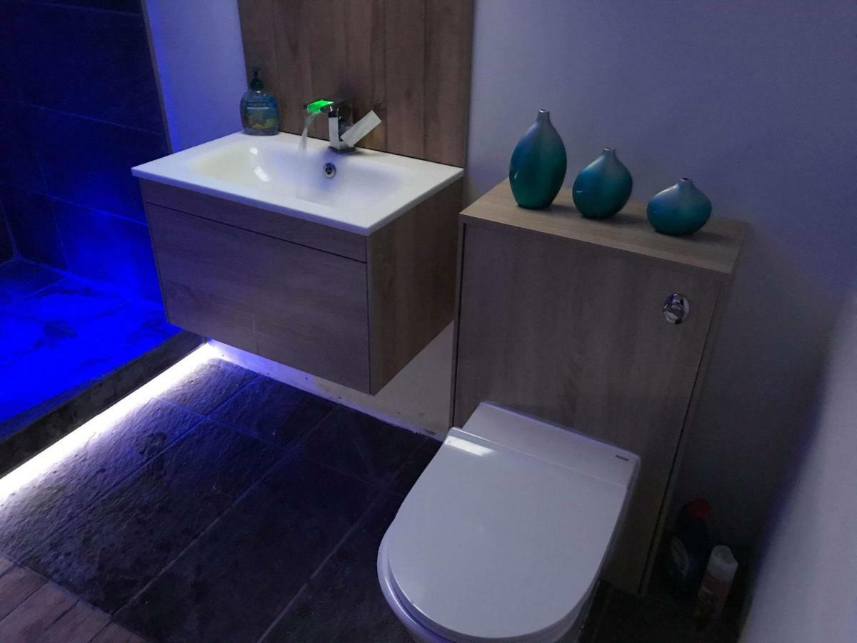 Penpont Vollie House With Hot Tub, Sauna & Log Burner מראה חיצוני תמונה