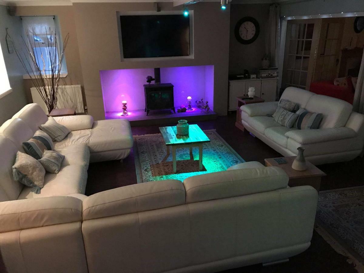 Penpont Vollie House With Hot Tub, Sauna & Log Burner מראה חיצוני תמונה